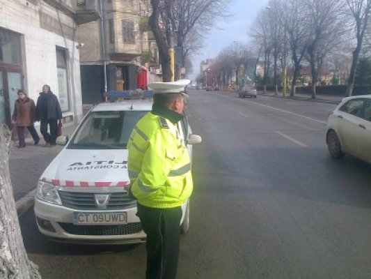 Constănţenii pleacă la plimbare cu bâtele în portbagaje